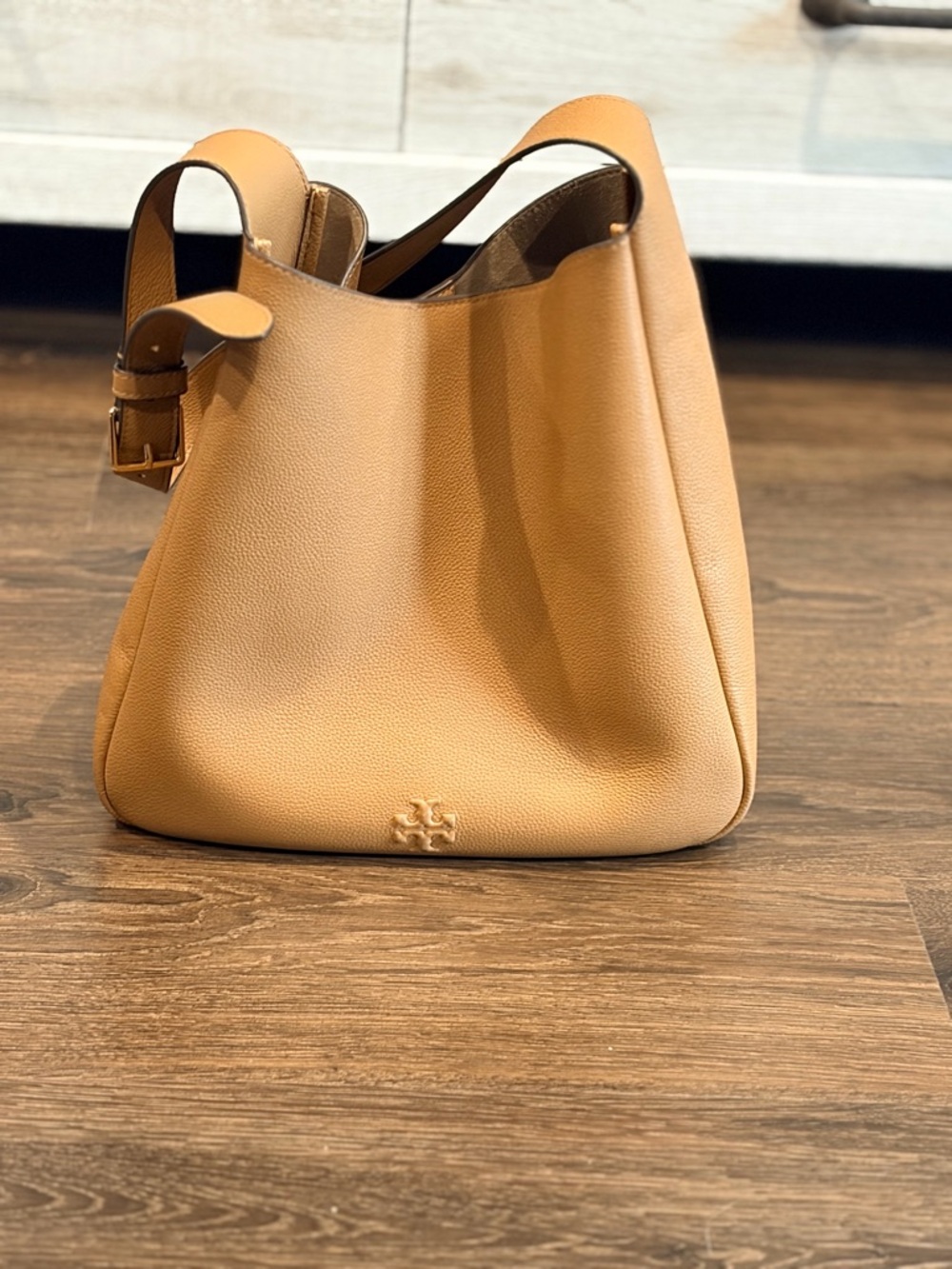 Tory Burch Camel Leather Shoulder Bag
